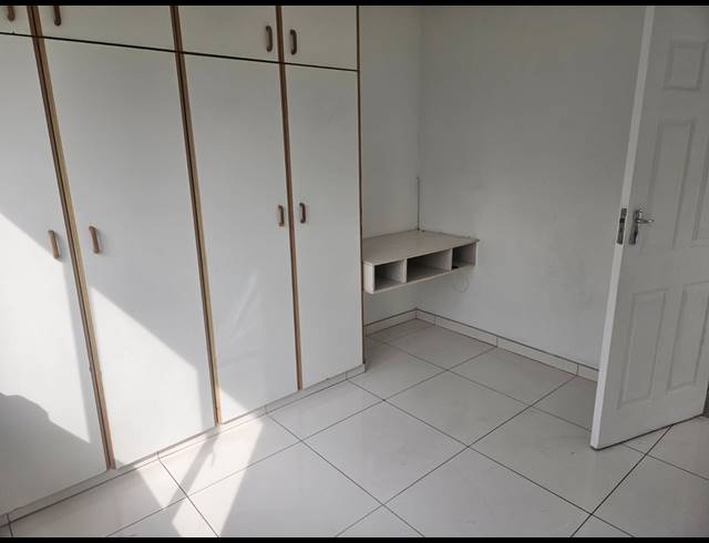 2 BEDROOM APARTMENT TO LET IN UMHLATUZANA